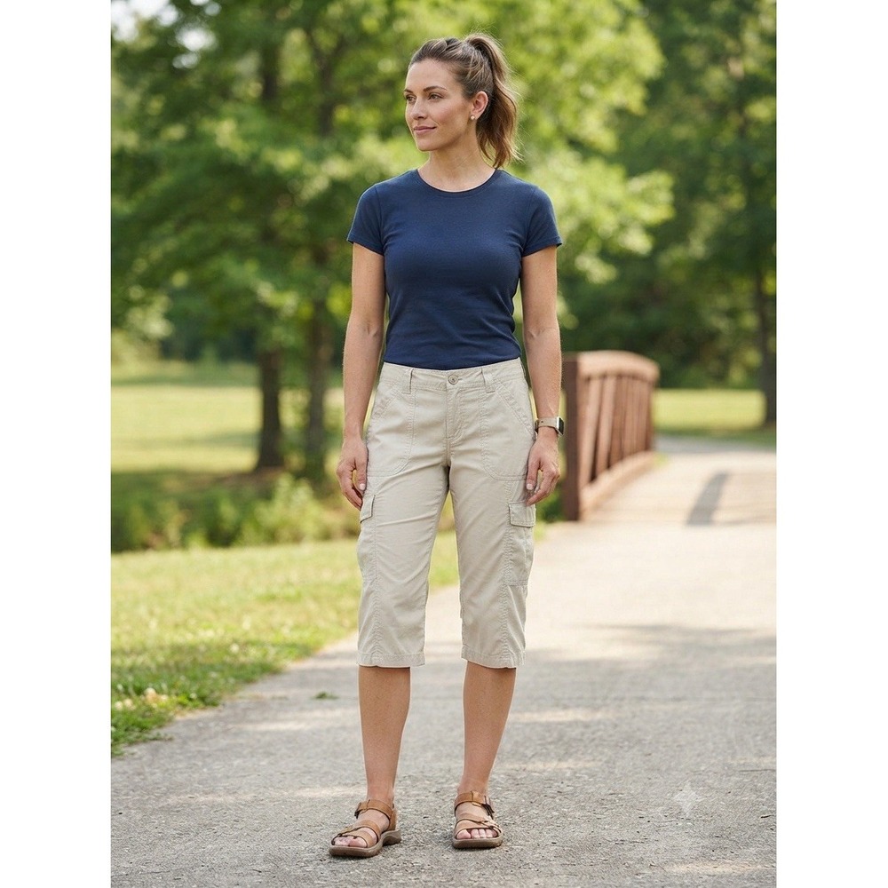 Columbia Womens Khaki Cargo Capri Pants Size 4 100% Cotton Casual Outdoor Shorts